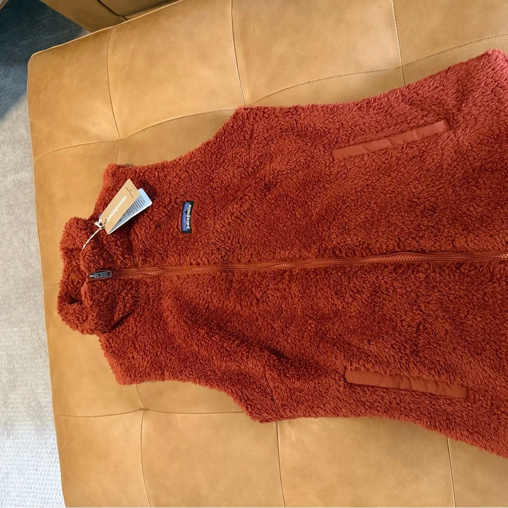 Patagonia Women's Burnished Red Fleece Vest NWT - Picture 11 of 15